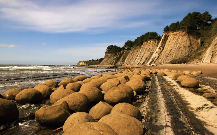 Bowling Ball Beach - USA