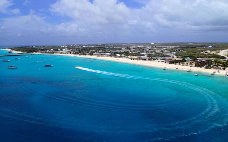 Governor's Beach - The Caribbean