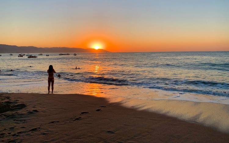 Playa los Muertos