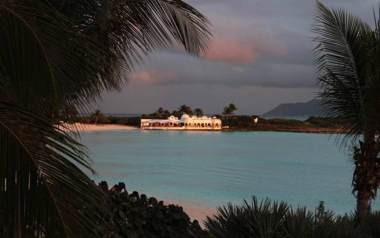 Maundays Bay - The Caribbean