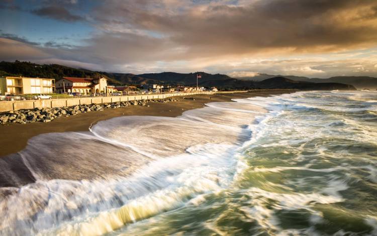 Sharp Park Beach - USA