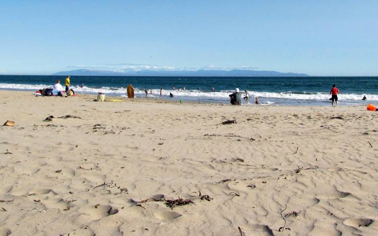 Twin Lakes State Beach - USA