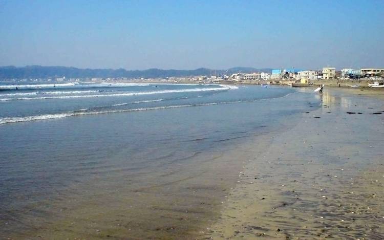 Yuigahama Beach - Japan