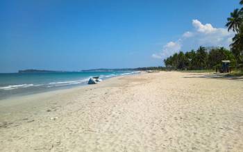 Uppuveli beach - Sri Lanka